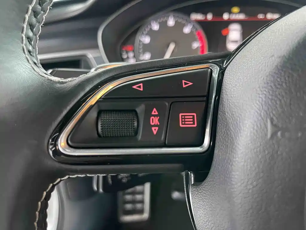 Audi S6 2013 S6 4.0TFSI купить на сайте DeffCars