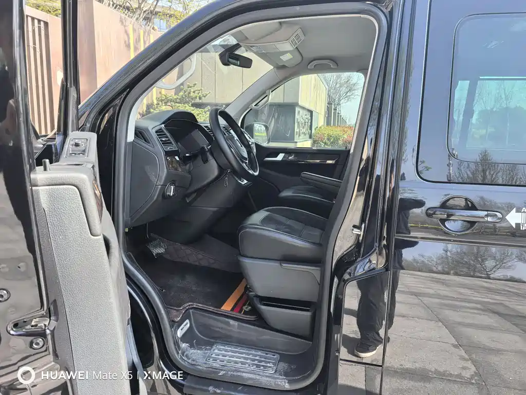 Metroway 2017 2.0TSI two-wheel drive luxury version 7 seats купить на сайте DeffCars