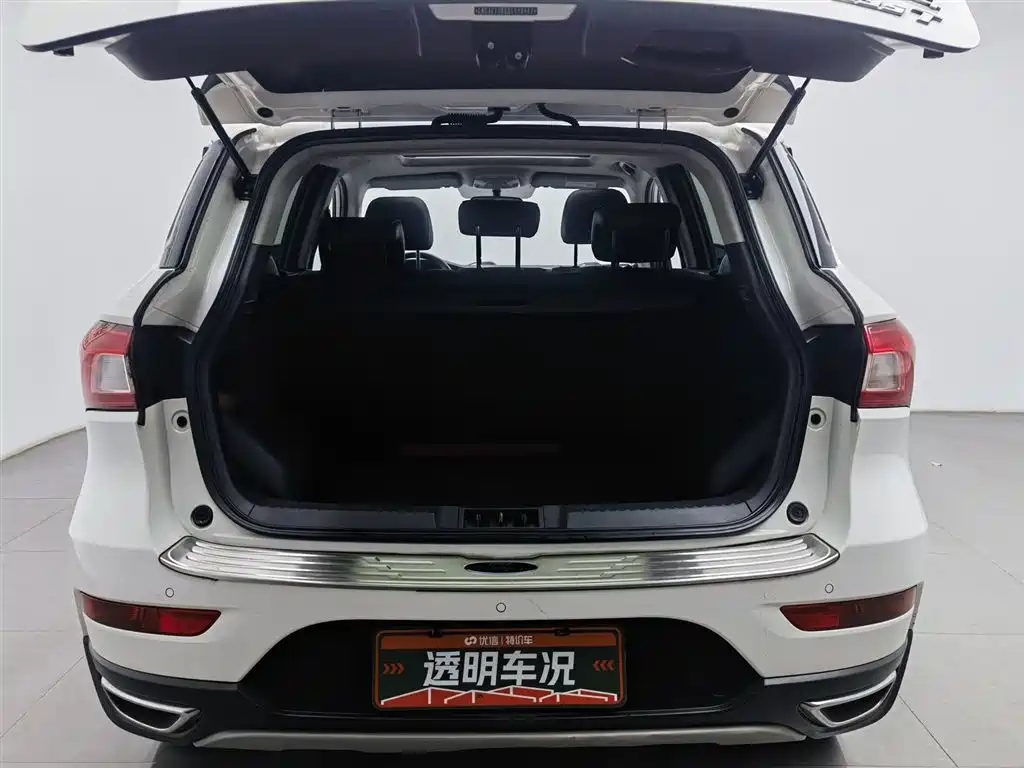 Trumpchi GS4 2017 235T G-DCT 2WD Deluxe Edition купить на сайте DeffCars