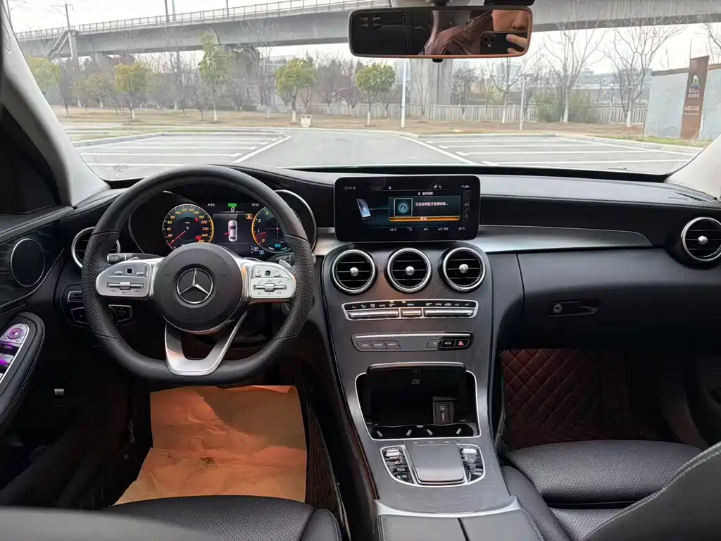 Mercedes-Benz C-Class 2020 facelift C 260 L sports version купить на сайте DeffCars