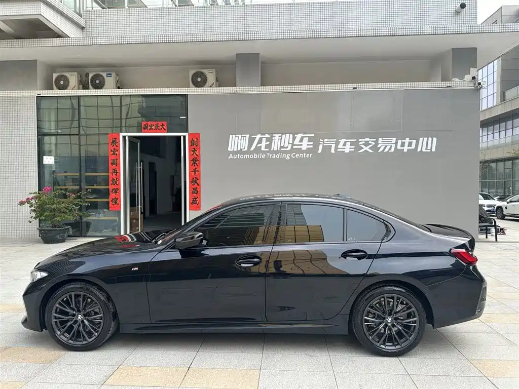 BMW 3 Series 2024 325i M Sports Night Package купить на сайте DeffCars