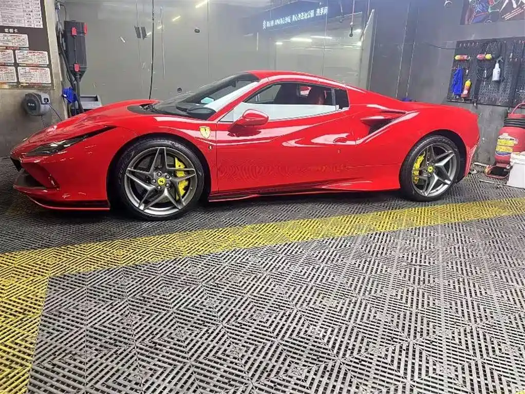 Ferrari F8 2020 Spider 3.9T V8 купить на сайте DeffCars