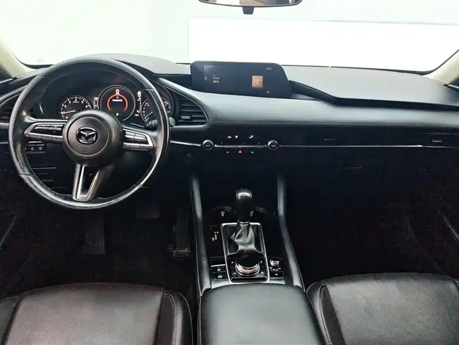 Mazda3 Angkesela 2020 2.0L Automatic Premium Edition купить на сайте DeffCars