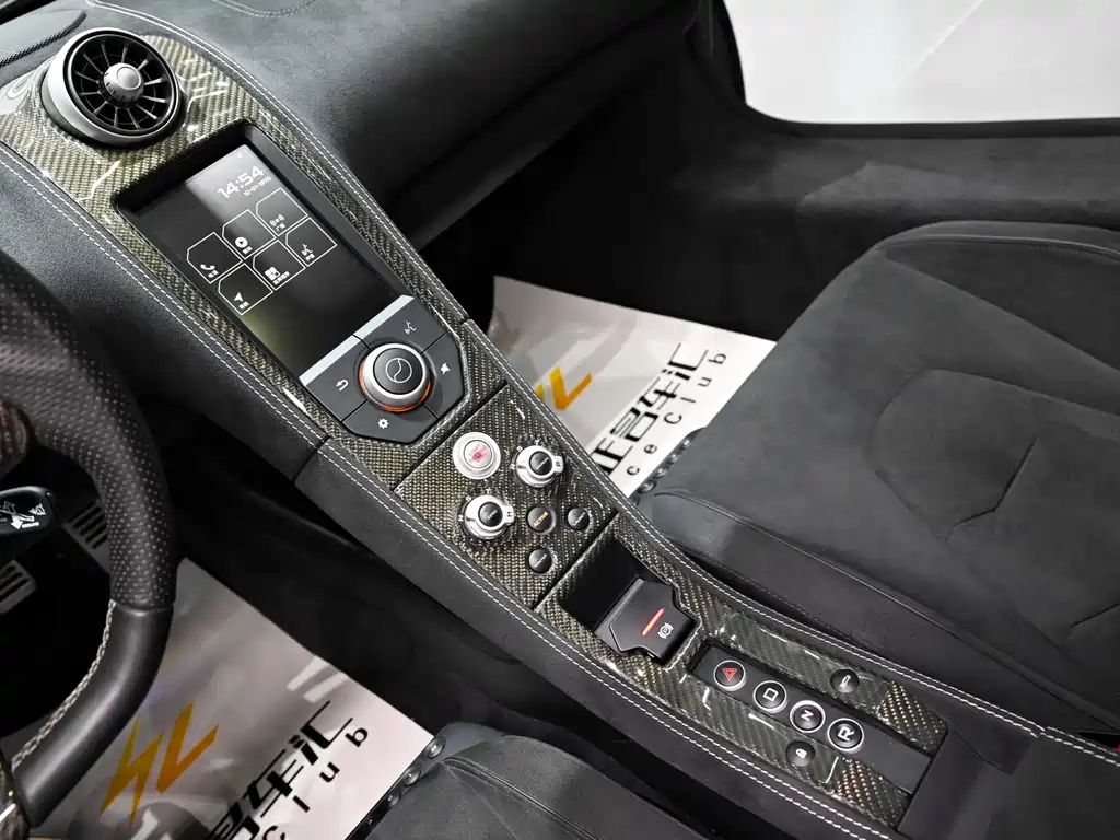 McLaren 650S 2014 3.8T Coupe купить на сайте DeffCars