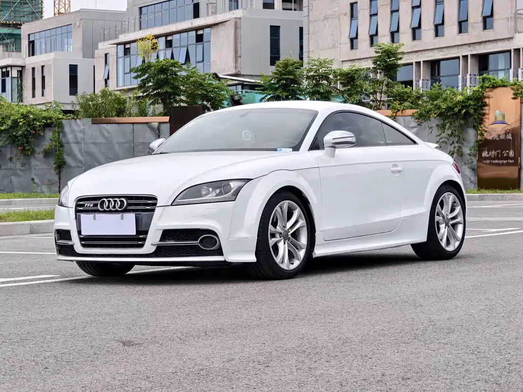 Audi TTS 2011 TTS Coupe 2.0TFSI quattro купить на сайте DeffCars