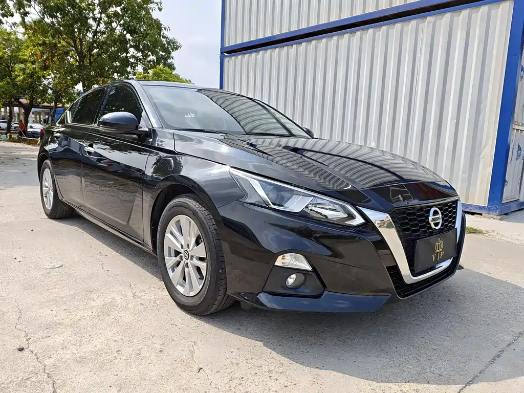 Teana 2022 2.0L XE Pure Edition купить на сайте DeffCars