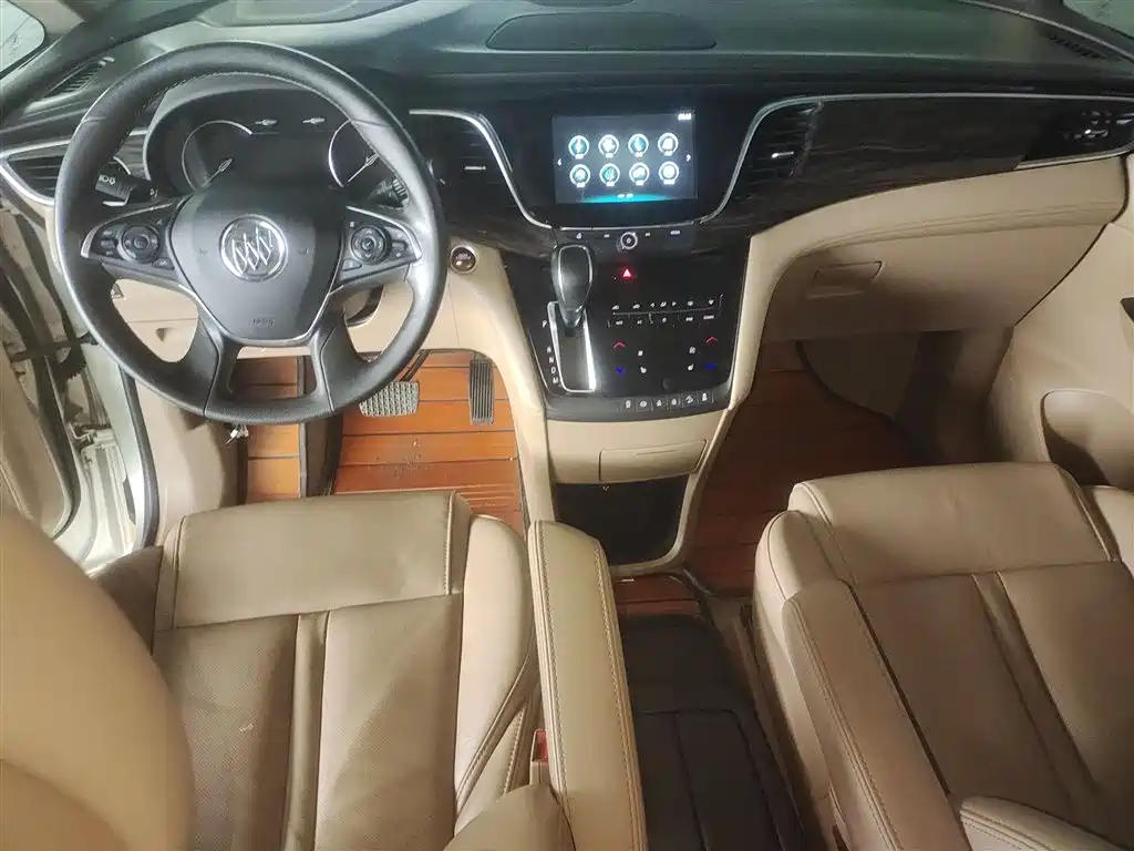 Buick GL8 2017 ES 28T luxury model National V купить на сайте DeffCars