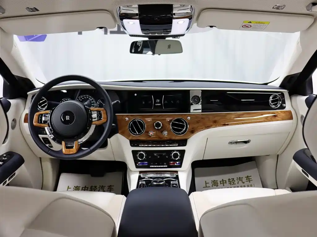 Ghost 2021 6.7T standard wheelbase version купить на сайте DeffCars