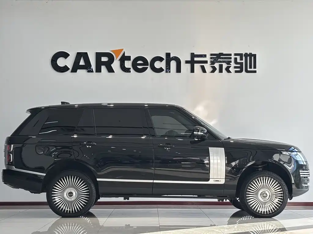 Range Rover 2022 3.0 L6 400PS Legendary Extended Classic Edition купить на сайте DeffCars