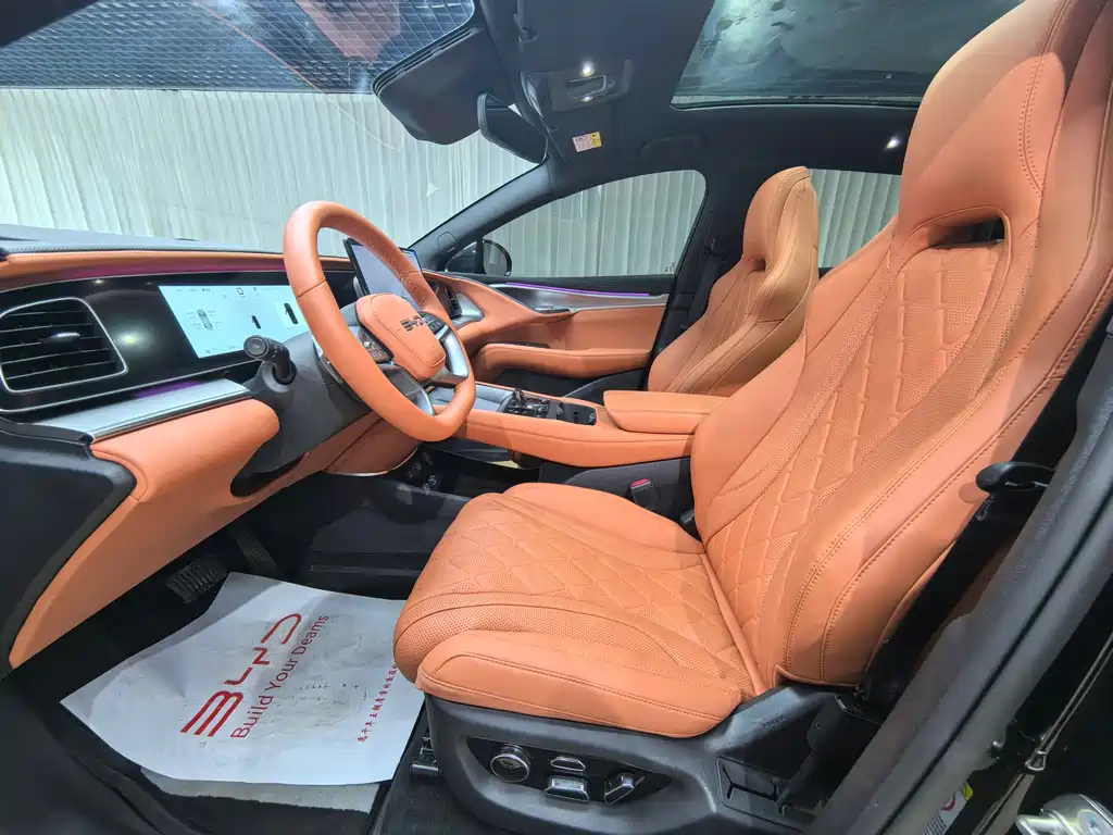 Hiace 07 EV 2025 610 Smart Driving Edition купить на сайте DeffCars