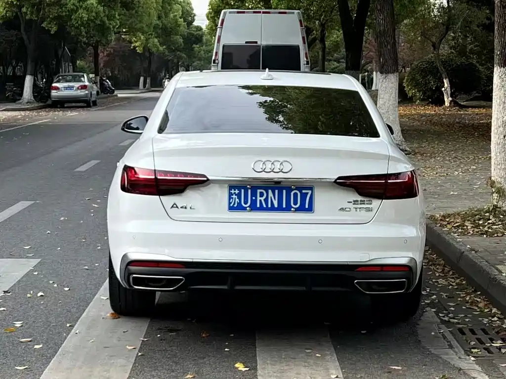 Audi A4L 2024 40 TFSI luxury and dynamic model купить на сайте DeffCars