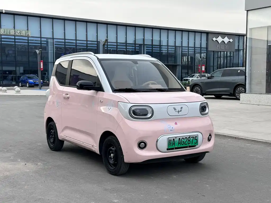 Hongguang MINIEV 2024 third generation 215km advanced version купить на сайте DeffCars