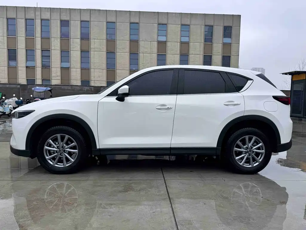 Mazda CX-5 2025 2.0L automatic two-wheel drive smart model купить на сайте DeffCars