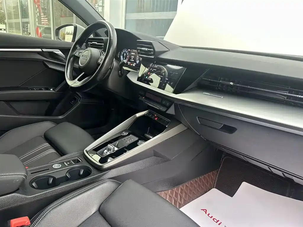 Audi A3 2022 Sportback 35 TFSI Enterprising and Elegant Model купить на сайте DeffCars