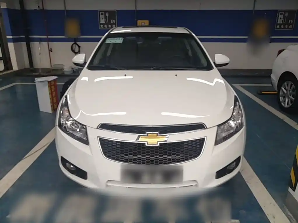 Cruze 2013 hatchback 1.6L automatic luxury model купить на сайте DeffCars