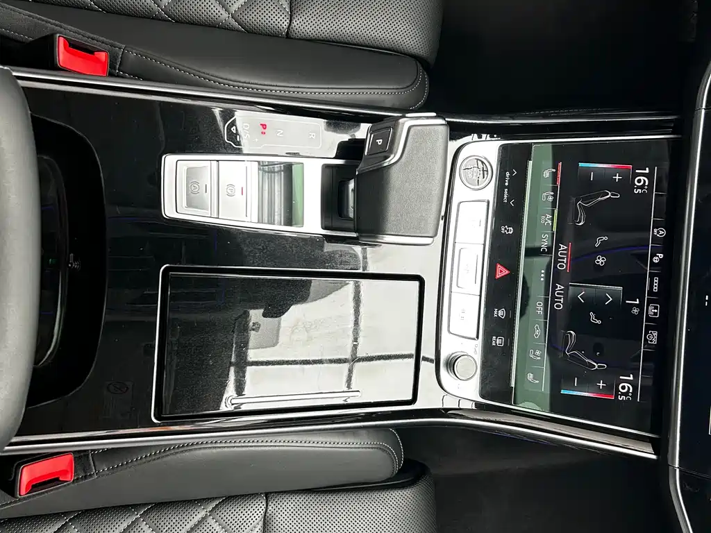 Audi A8 2023 A8L 50 TFSI quattro Premium Selection купить на сайте DeffCars