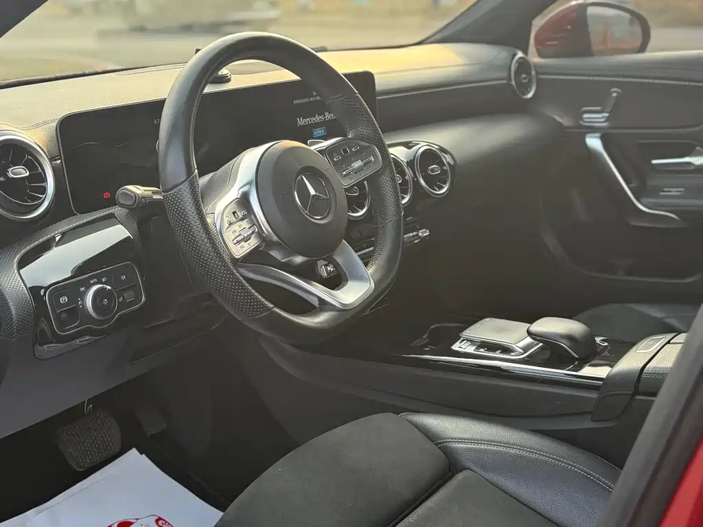 Mercedes-Benz A-Class 2019 A 200 L Sports Sedan купить на сайте DeffCars