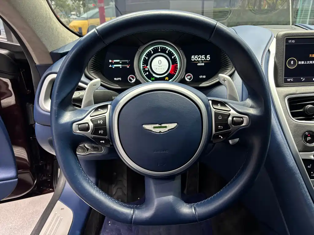 Aston Martin DB11 2019 4.0T V8 Coupe купить на сайте DeffCars