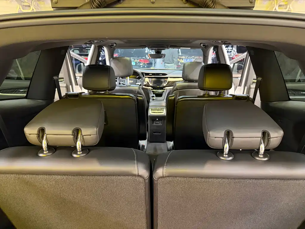 Cadillac XT6 2020 28T six-seat four-wheel drive luxury model купить на сайте DeffCars
