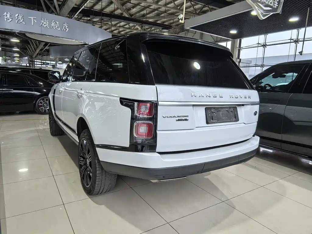 Range Rover 2019 3.0 SC V6 Legendary Extended Edition купить на сайте DeffCars