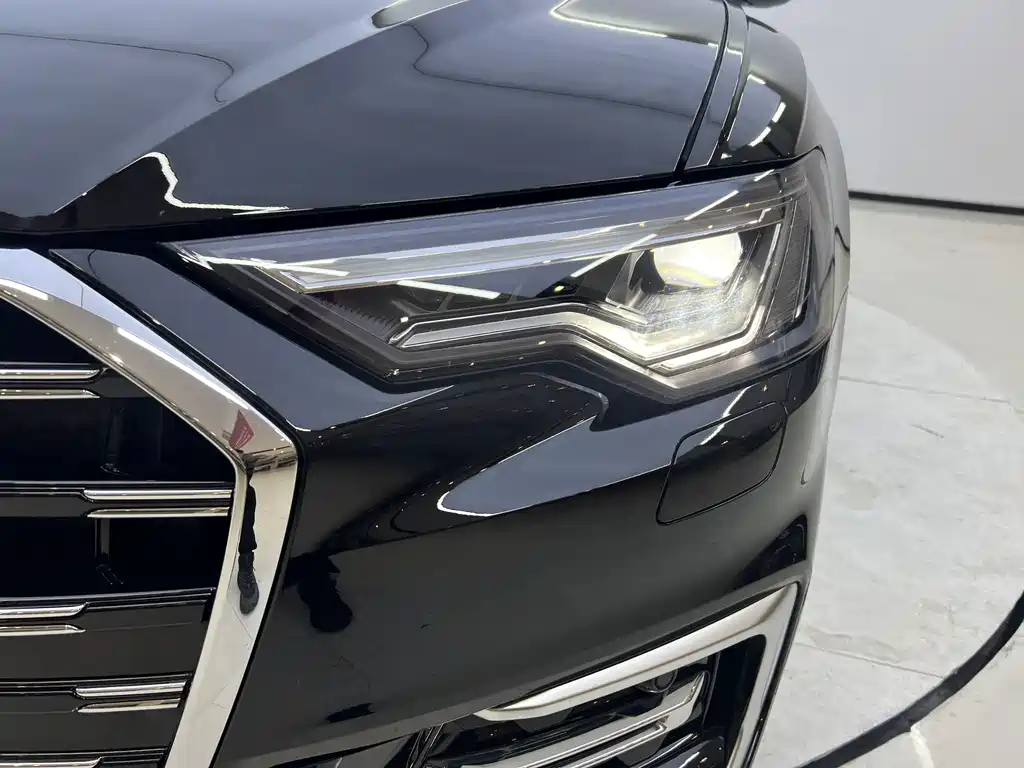 Audi A6L 2025 45 TFSI Premium Dynamic + Ventilation Comfort Package купить на сайте DeffCars