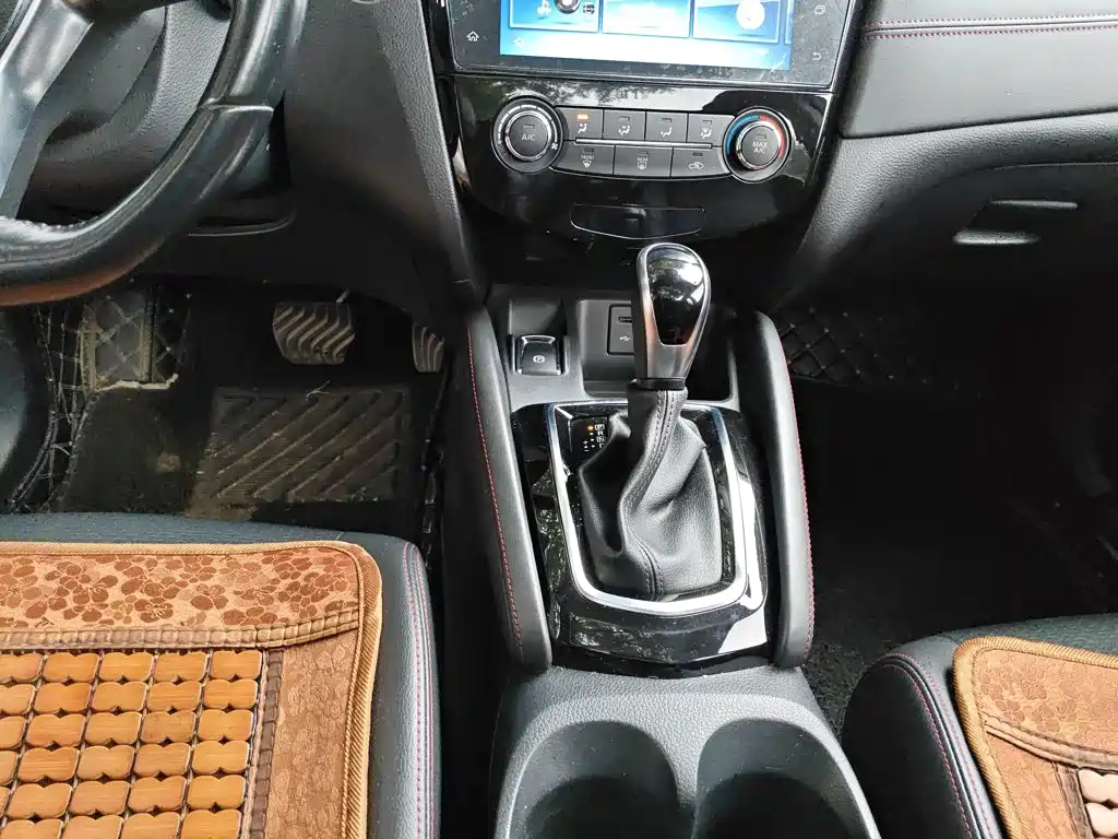 Qashqai 2019 2.0L CVT Deluxe Edition купить на сайте DeffCars