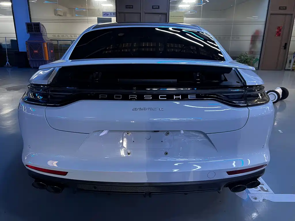Panamera 2023 Panamera 2.9T Platinum Edition купить на сайте DeffCars