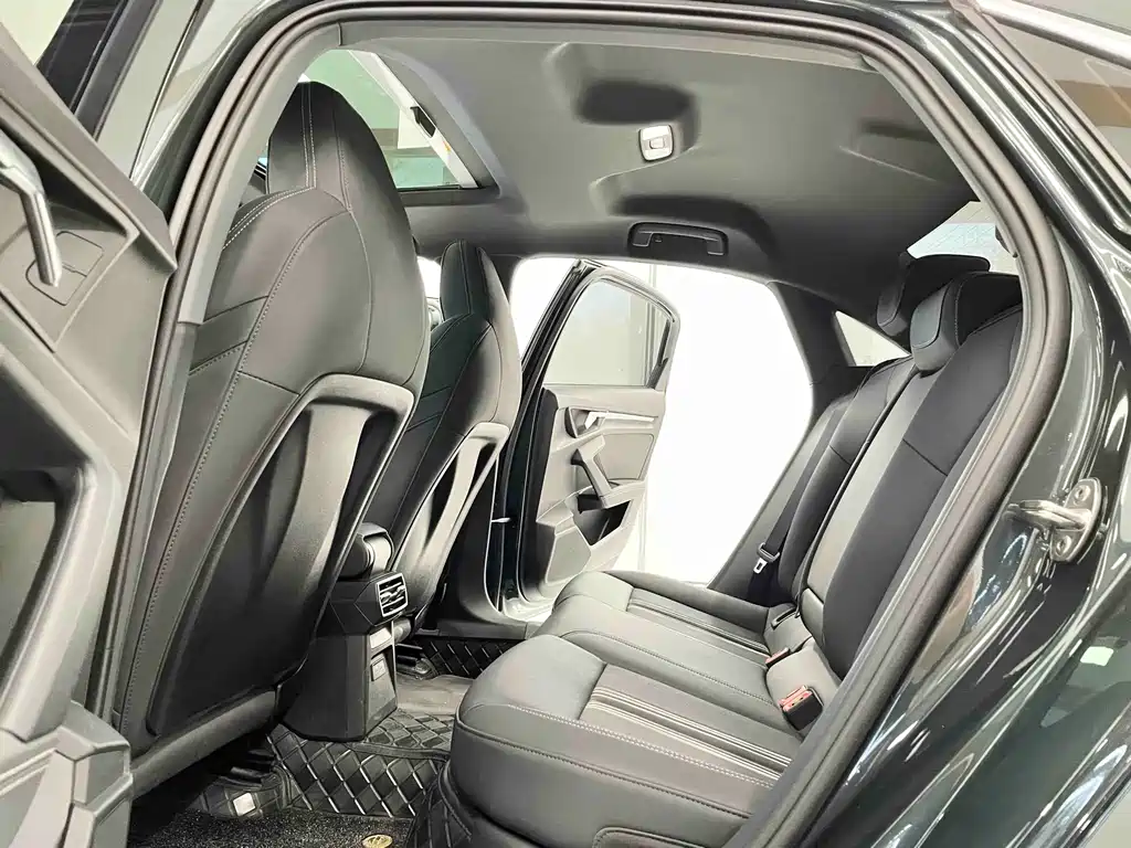 Audi A3 2024 A3L Limousine 35 TFSI Fashionable and Sporty купить на сайте DeffCars