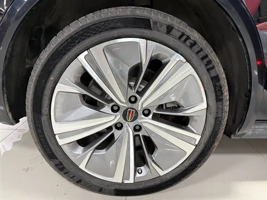 Hongqi E-HS9 2022 model 690km flagship version six seats купить на сайте DeffCars