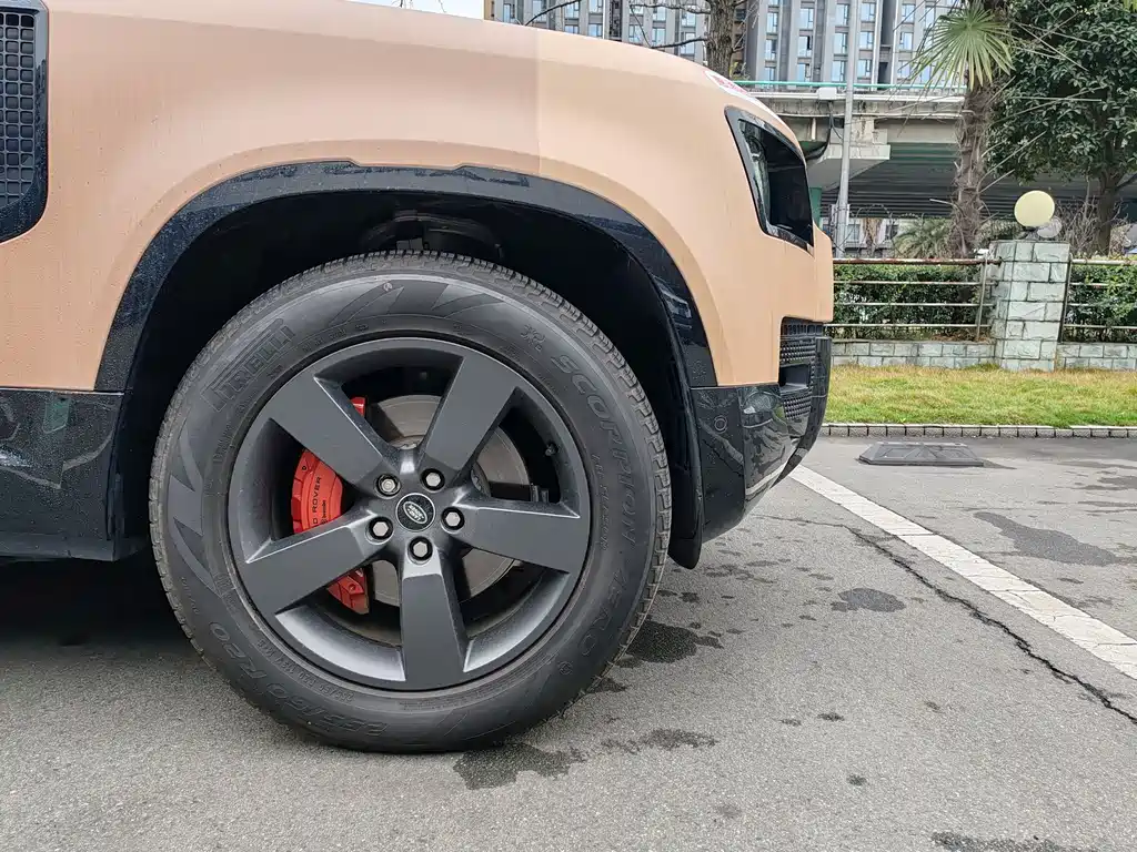 Land Rover Defender 2025 110 3.0T P400 X купить на сайте DeffCars