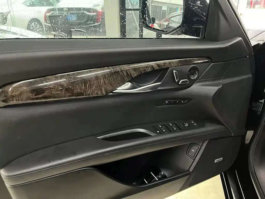 Cadillac CT6 2019 28T luxury model купить на сайте DeffCars
