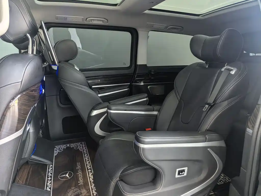 Mercedes-Benz V-Class 2020 V 260 Pilot Edition купить на сайте DeffCars