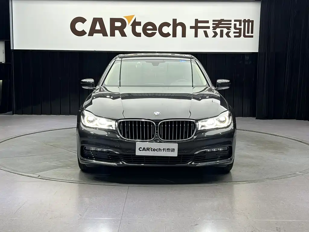 BMW 7 Series 2016 730Li Luxury купить на сайте DeffCars