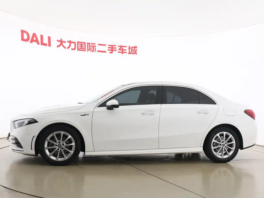 Mercedes-Benz A-Class 2020 A 200 L Sports Sedan купить на сайте DeffCars