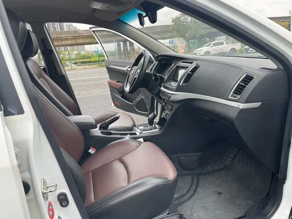 Vision 2017 1.5L Automatic Happiness Edition купить на сайте DeffCars