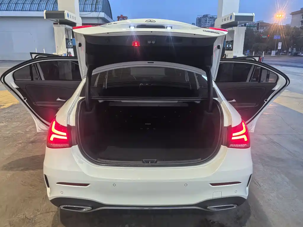 Mercedes-Benz A-Class 2021 A 200 L Sports Sedan Fashionable купить на сайте DeffCars