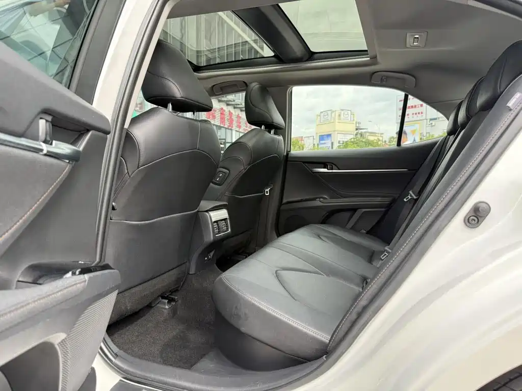 Camry 2019 facelift Shuangqing 2.5HG luxury version купить на сайте DeffCars
