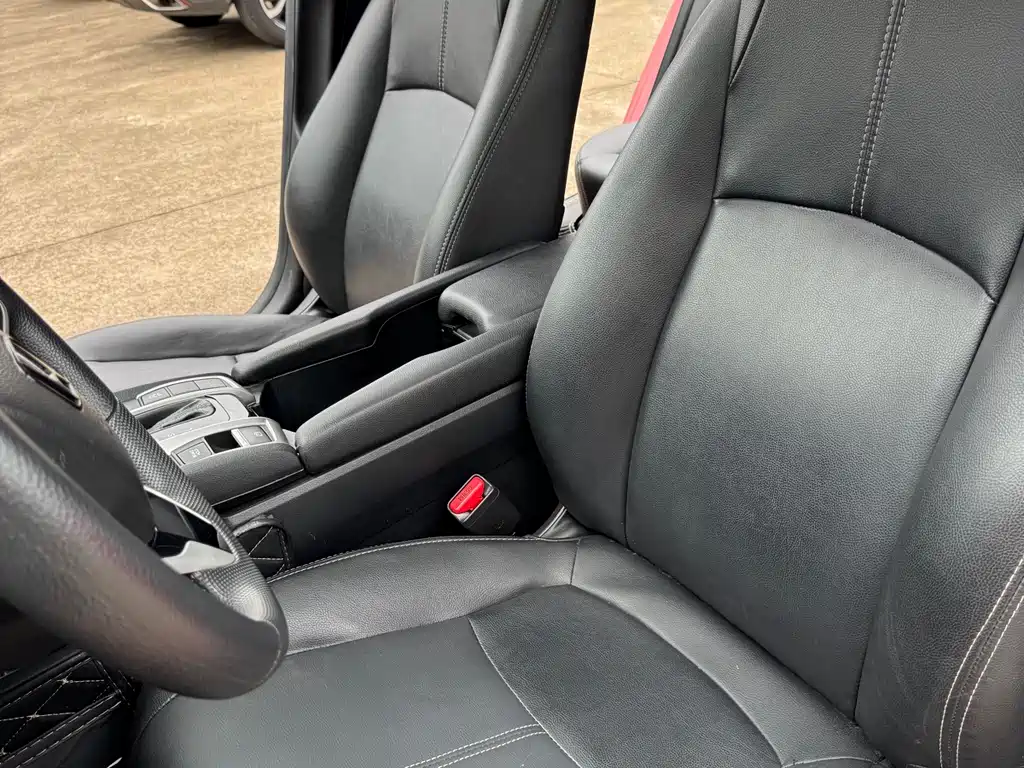 Civic 2019 220TURBO CVT Dynamic Edition National V купить на сайте DeffCars