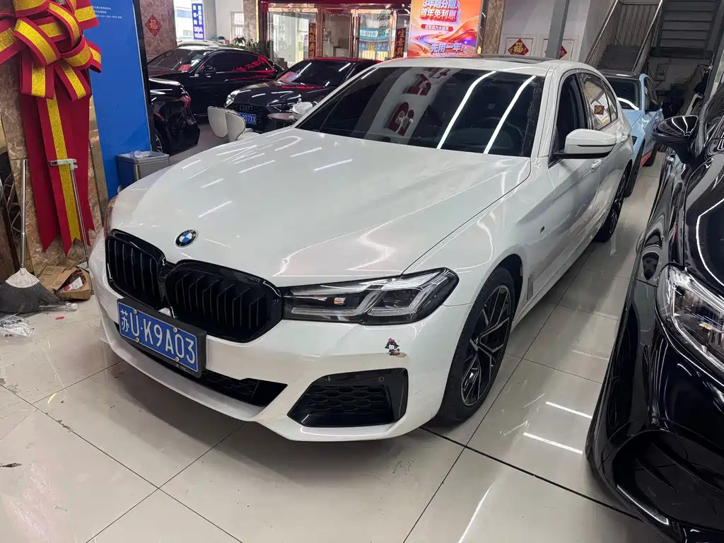 BMW 5 Series 2021 530Li Exclusive M Sports Package купить на сайте DeffCars