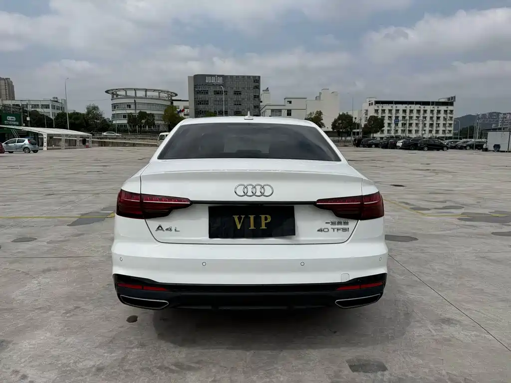 Audi A4L 2022 40 TFSI luxury and dynamic model купить на сайте DeffCars