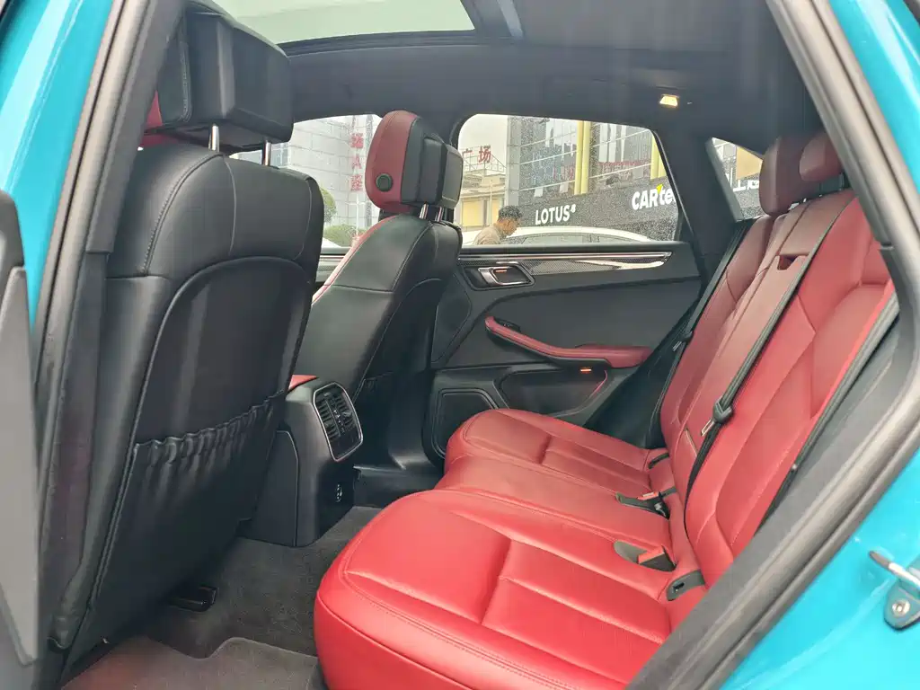 Macan 2022 Macan 2.0T купить на сайте DeffCars