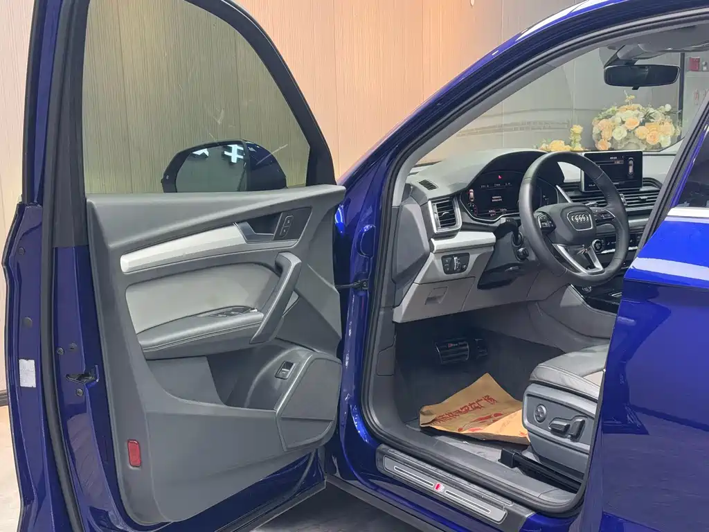 Audi Q5L 2018 40 TFSI enjoys fashionable style, National V купить на сайте DeffCars