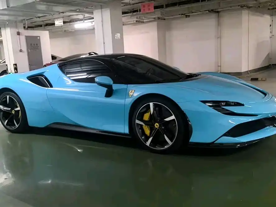 SF90 2020 3.9T V8 Stradale купить на сайте DeffCars