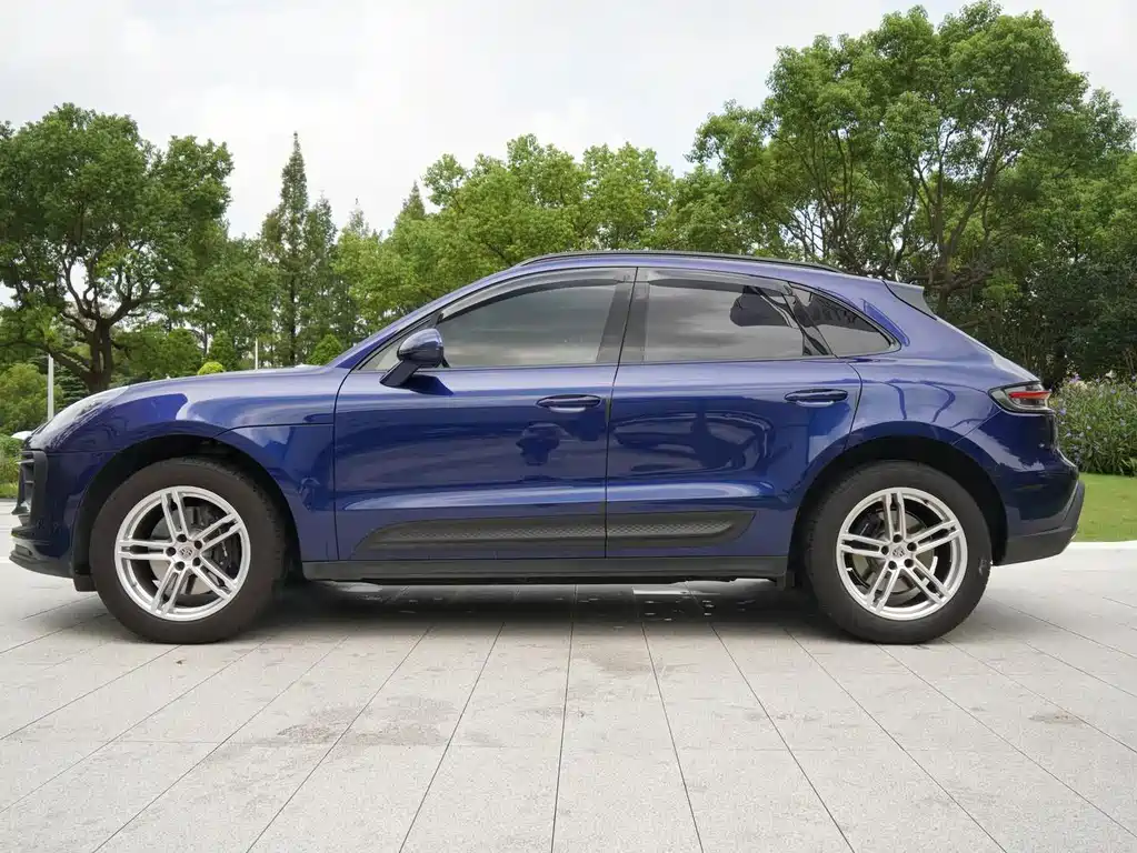 Macan 2023 Macan 2.0T купить на сайте DeffCars