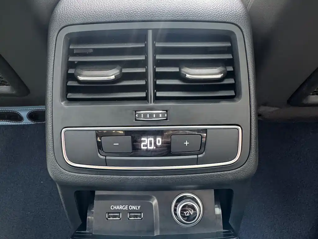 Audi A4L 2020 40 TFSI luxury and dynamic model купить на сайте DeffCars