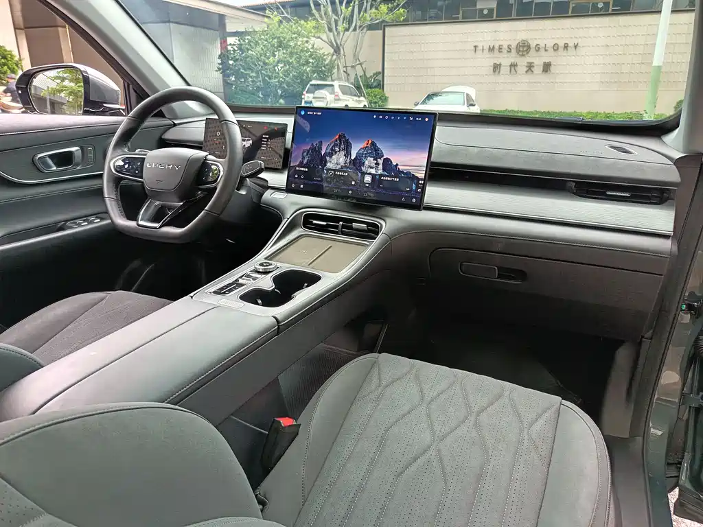Tiggo 8 PLUS 2025 290TGDI DCT luxury model купить на сайте DeffCars