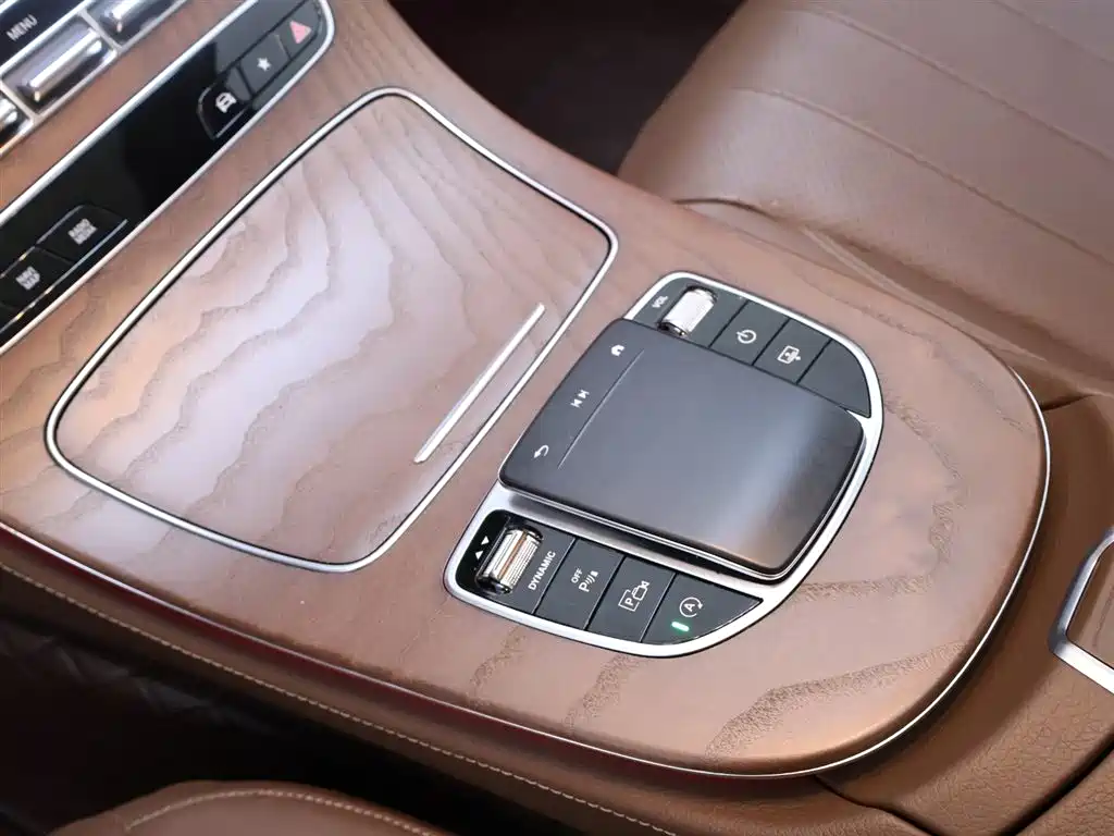 Mercedes-Benz E-Class 2023 E 300 L Luxury Model купить на сайте DeffCars