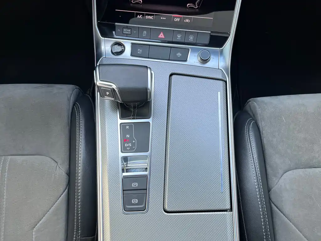 Audi A6L 2021 45 TFSI Premium Dynamic Model купить на сайте DeffCars