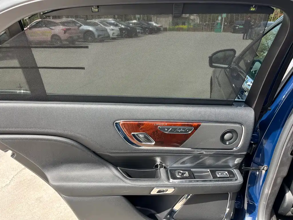 Lincoln Continental 2019 2.0T Two-wheel drive Premium Edition National VI купить на сайте DeffCars