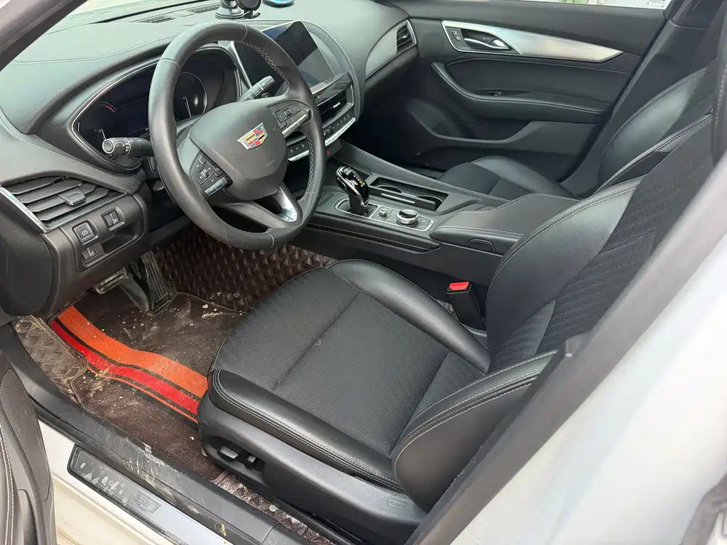 Cadillac CT5 2022 28T Fashion Model купить на сайте DeffCars